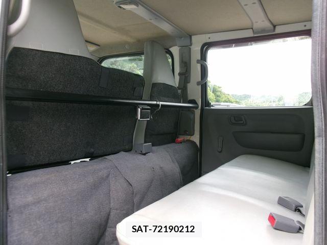 Mitsubishi CANTER 2014-03 8244782-16