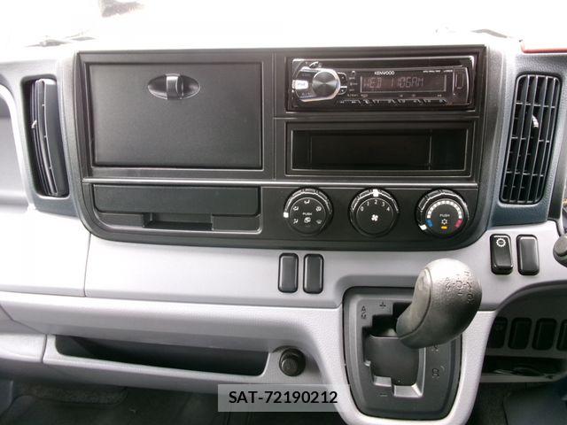 Mitsubishi CANTER 2014-03 8244782-19