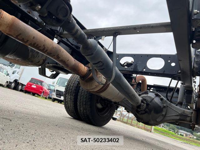 Mitsubishi CANTER 2019-03 8244789-23
