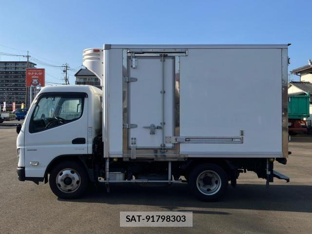 Mitsubishi CANTER 2022-10 8244775-4