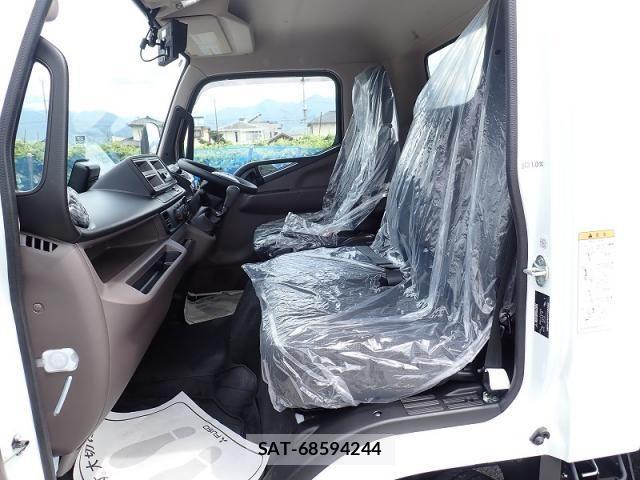 Mitsubishi CANTER 2026-01 8244771-11