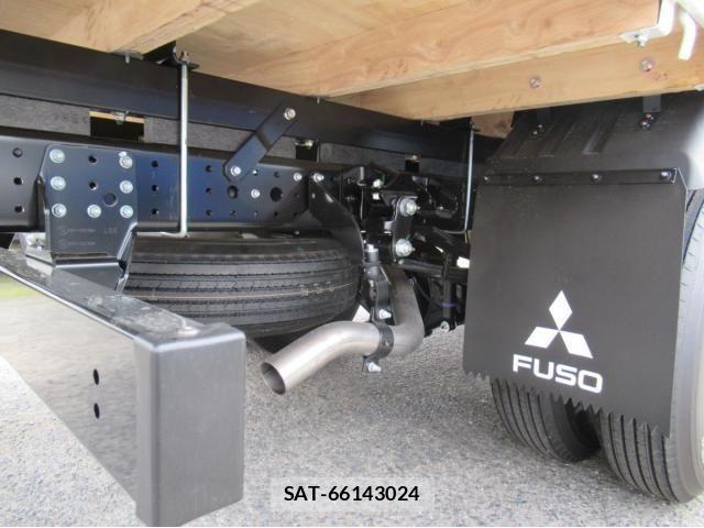 Mitsubishi CANTER 2026-04 8244770-14