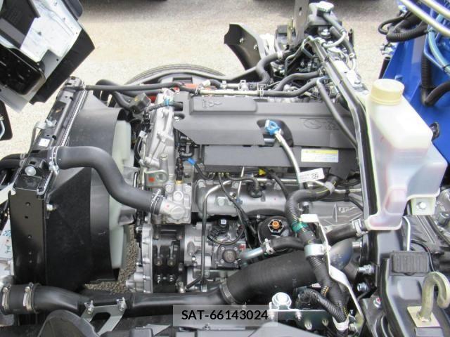 Mitsubishi CANTER 2026-04 8244770-17