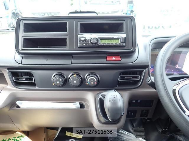 Mitsubishi CANTER 2026-04 8244774-13