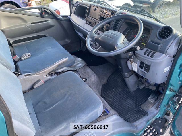 Mitsubishi CANTER 2011-12 8244790-7
