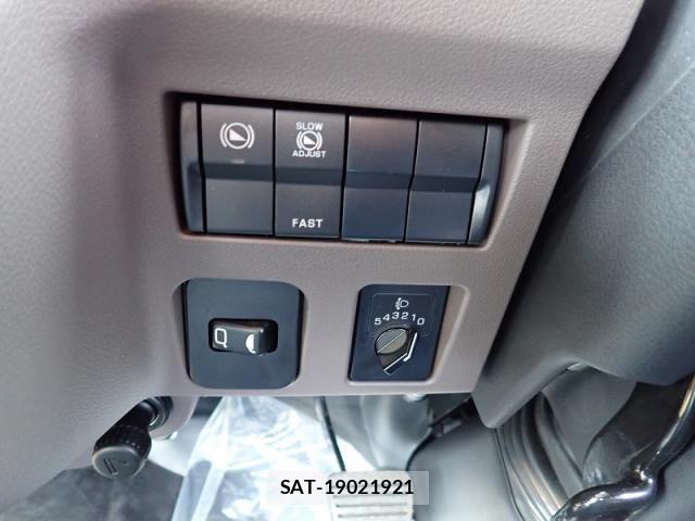 Mitsubishi CANTER 2026-04 8244772-14