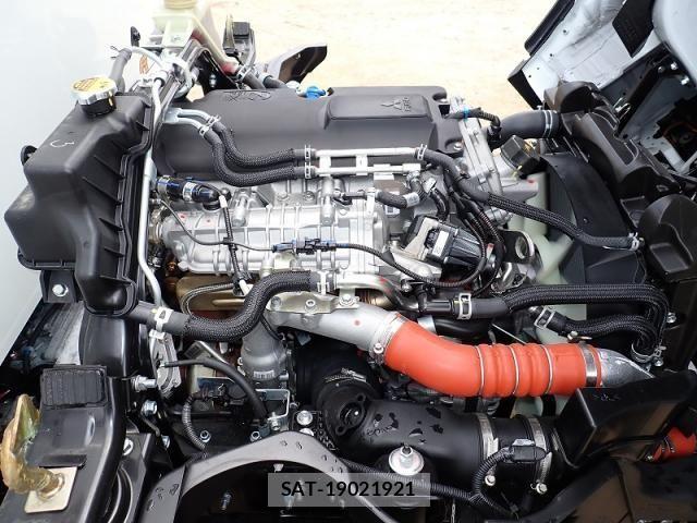Mitsubishi CANTER 2026-04 8244772-23