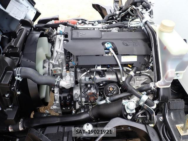 Mitsubishi CANTER 2026-04 8244772-24