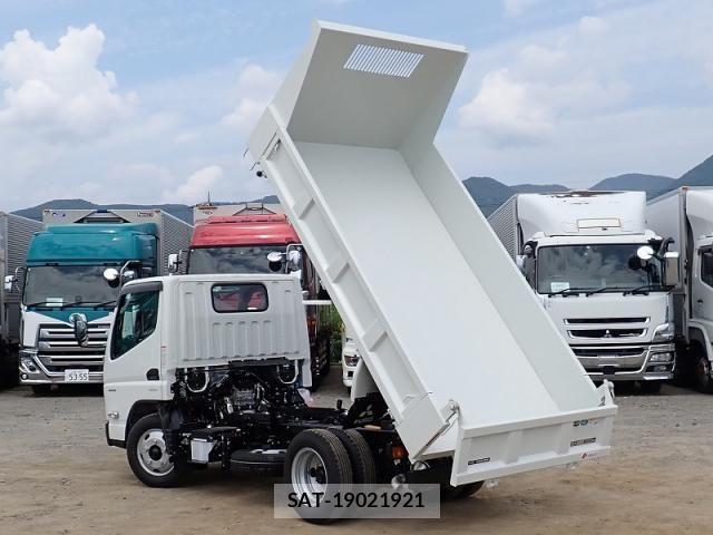 Mitsubishi CANTER 2026-04 8244772-3