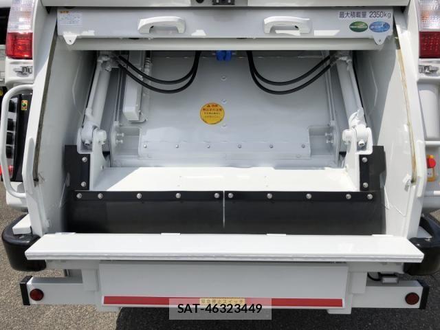 Mitsubishi CANTER 2026-03 8244768-13