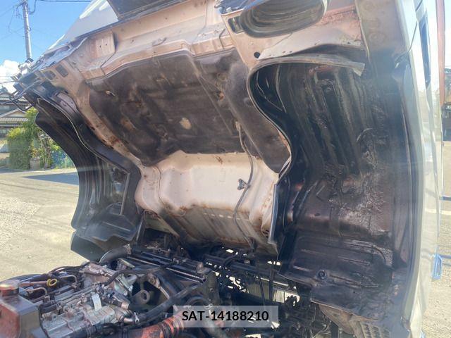Mitsubishi CANTER 2012-09 8244779-9