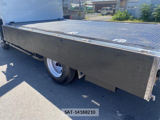 Mitsubishi CANTER 2012-09 8244779-3
