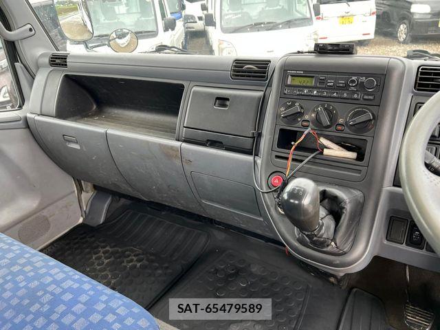 Mitsubishi CANTER 2002-09 8244784-9