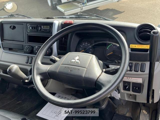 Mitsubishi CANTER 2017-05 8244776-20