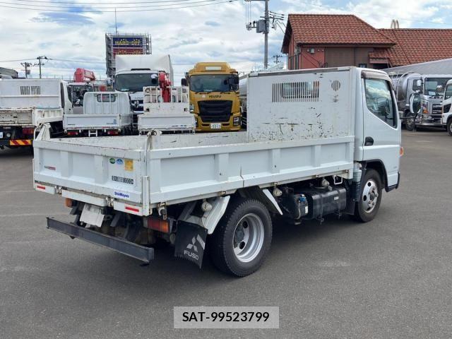 Mitsubishi CANTER 2017-05 8244776-2
