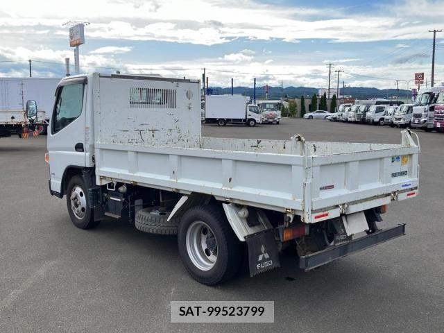 Mitsubishi CANTER 2017-05 8244776-3