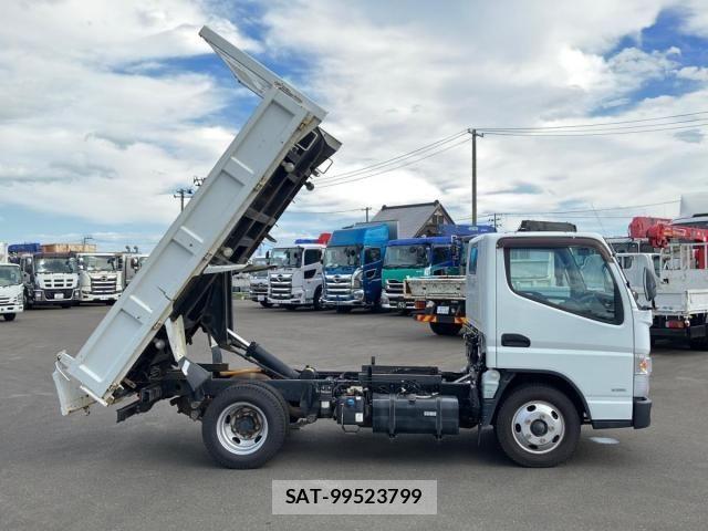 Mitsubishi CANTER 2017-05 8244776-5