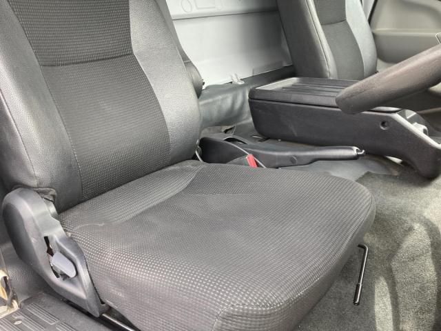 Mitsubishi CANTER 2019-09 8311066-16