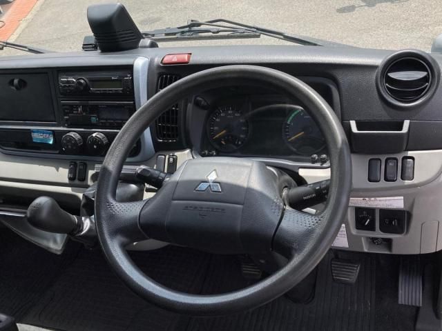 Mitsubishi CANTER 2019-09 8311066-18