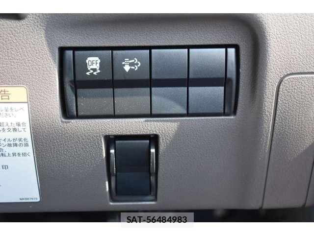 Mitsubishi CANTER 2026-04 8313572-12