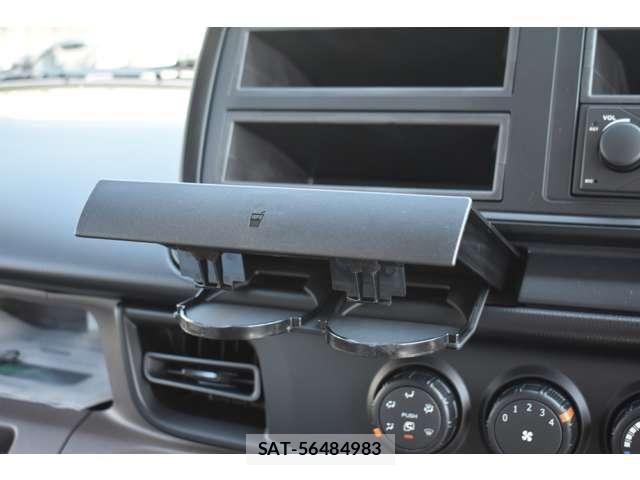 Mitsubishi CANTER 2026-04 8313572-19