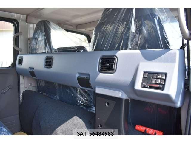 Mitsubishi CANTER 2026-04 8313572-2