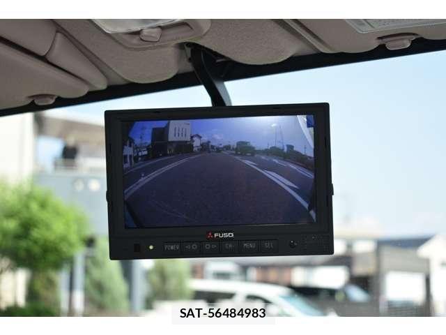 Mitsubishi CANTER 2026-04 8313572-4