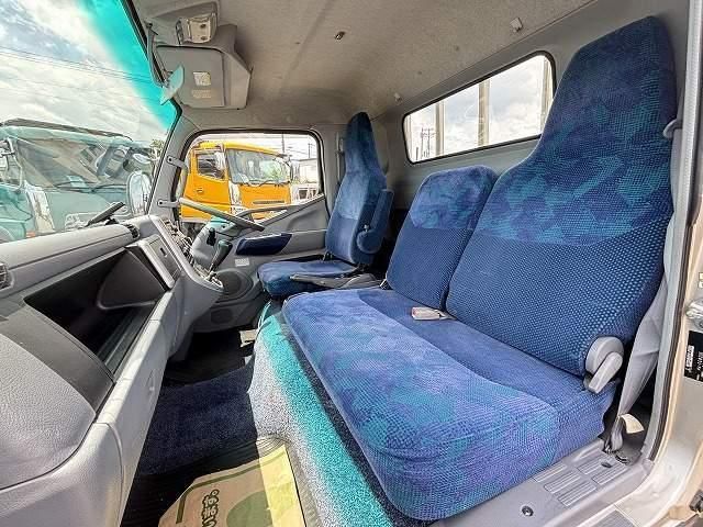 Mitsubishi CANTER 2006-08 8311067-15