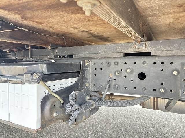 Mitsubishi CANTER 2006-08 8311067-19