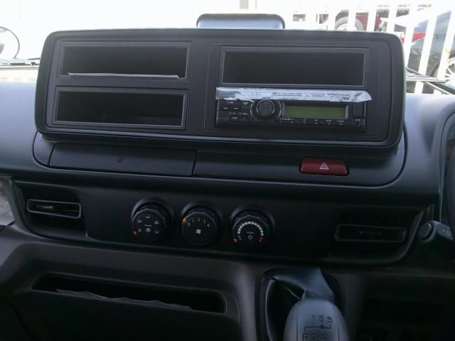 Mitsubishi CANTER 2026-03 8311054-18