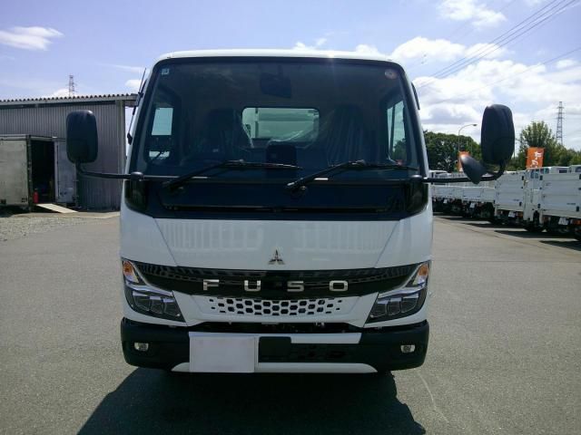 Mitsubishi CANTER 2026-03 8311054-1