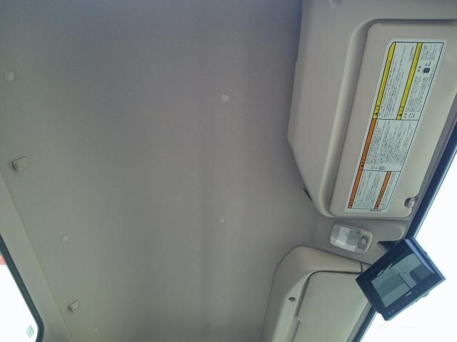 Mitsubishi CANTER 2026-03 8311054-23
