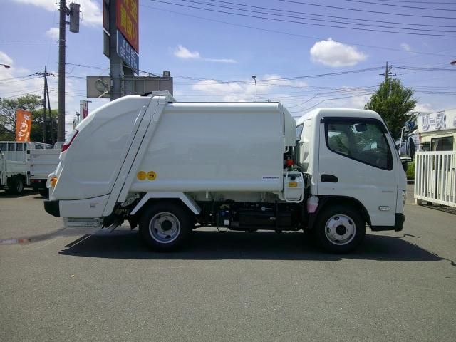 Mitsubishi CANTER 2026-03 8311054-3