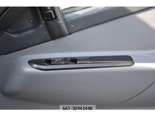 Mitsubishi CANTER 2011-08 8313584-9