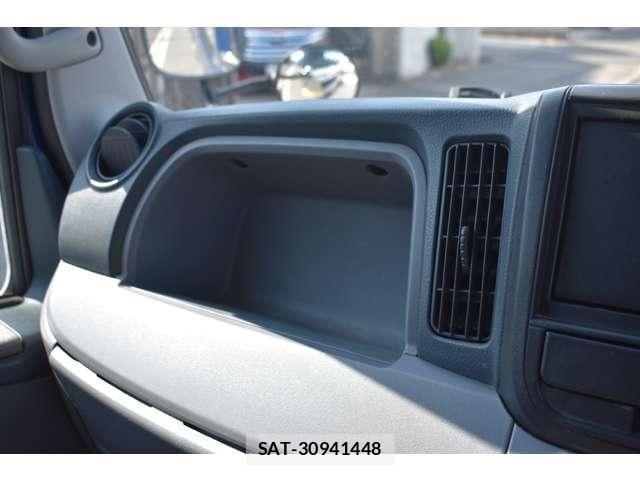 Mitsubishi CANTER 2011-08 8313584-21