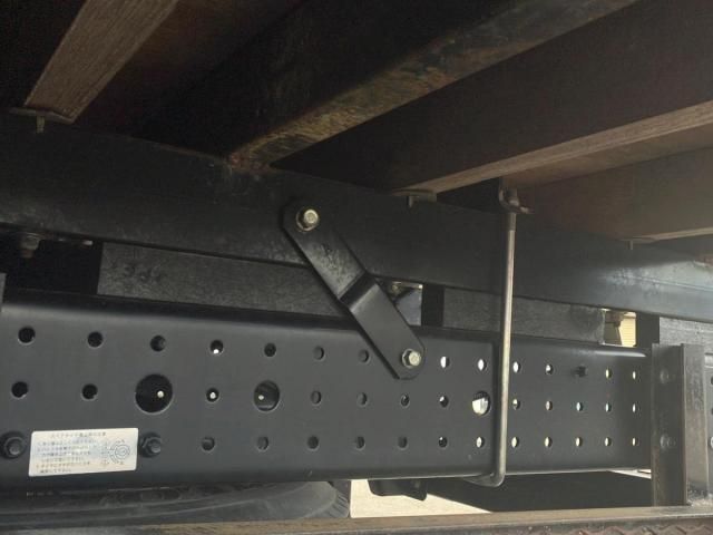 Mitsubishi CANTER 2022-06 8311060-13