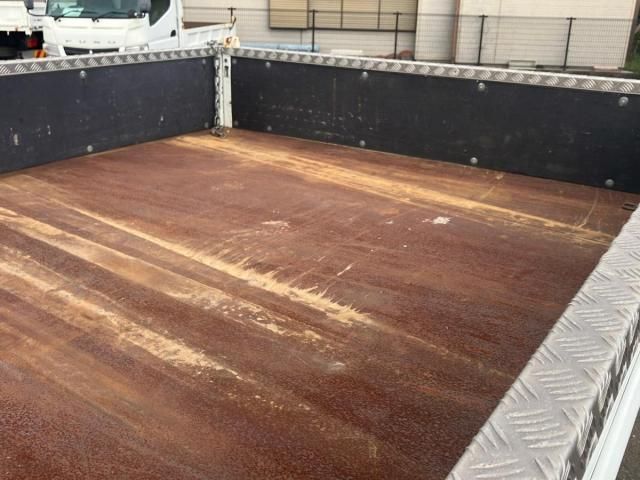 Mitsubishi CANTER 2022-06 8311060-8