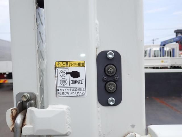 Mitsubishi CANTER 2025-03 8311062-11