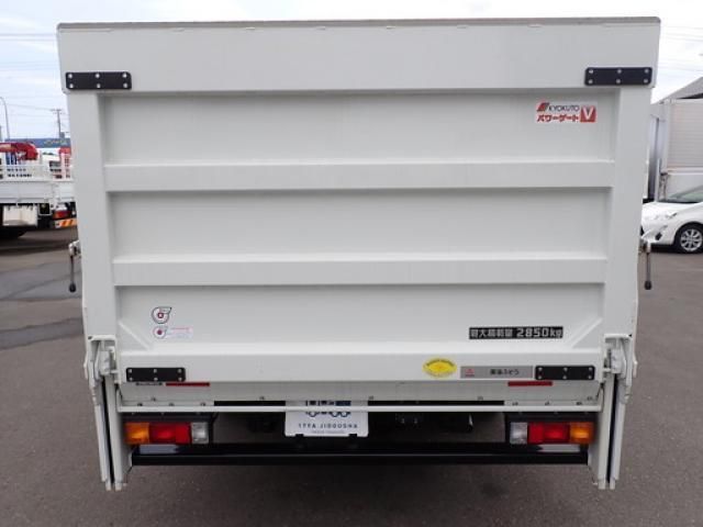 Mitsubishi CANTER 2025-03 8311062-12