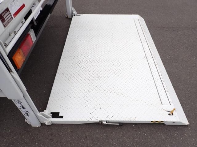 Mitsubishi CANTER 2025-03 8311062-13