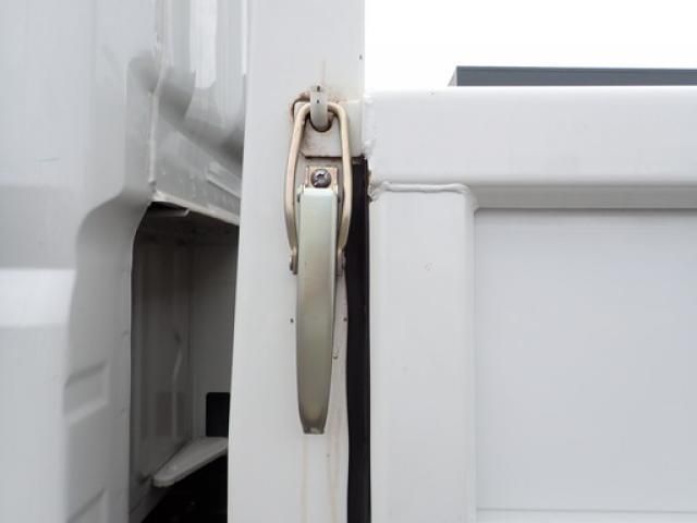 Mitsubishi CANTER 2025-03 8311062-26