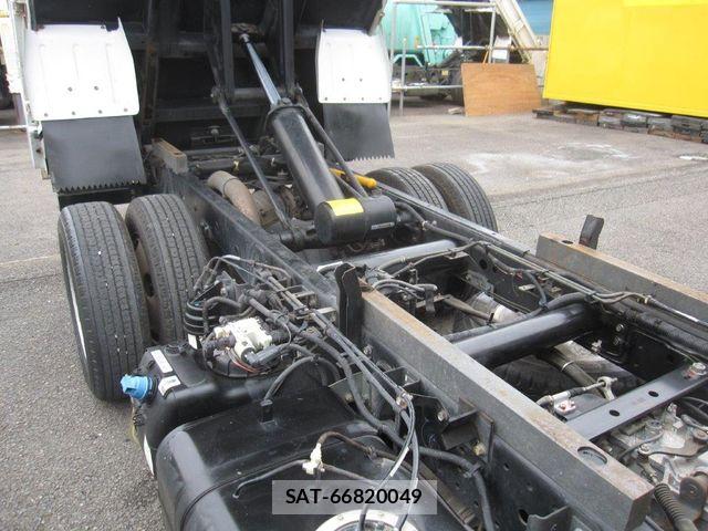 Mitsubishi CANTER 2016-08 8313583-10