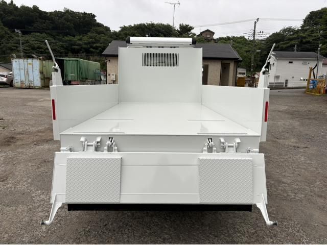 Mitsubishi CANTER 2026-01 8311059-23