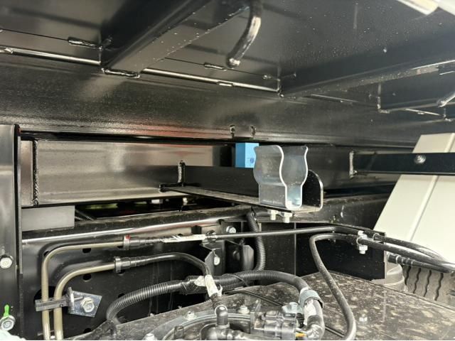 Mitsubishi CANTER 2026-01 8311059-28