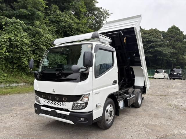 Mitsubishi CANTER 2026-01 8311059-8