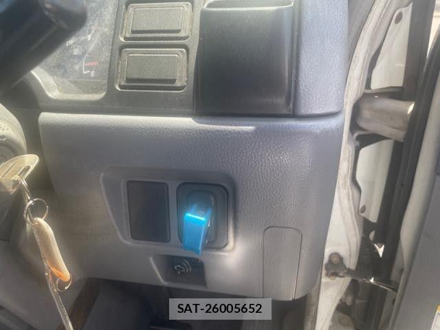 Mitsubishi CANTER 2003-10 8313586-5