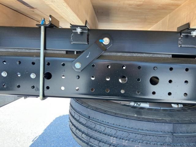 Mitsubishi CANTER 2026-01 8311061-12