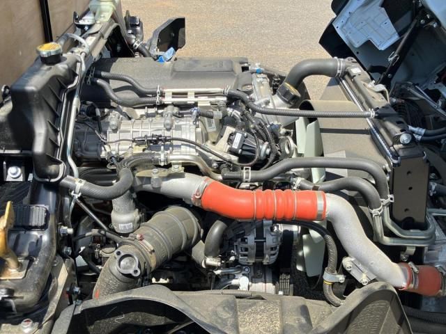 Mitsubishi CANTER 2026-01 8311061-15