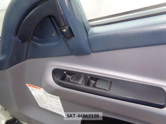 Mitsubishi CANTER 2015-06 8313581-9