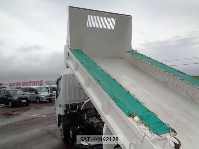 Mitsubishi CANTER 2015-06 8313581-21